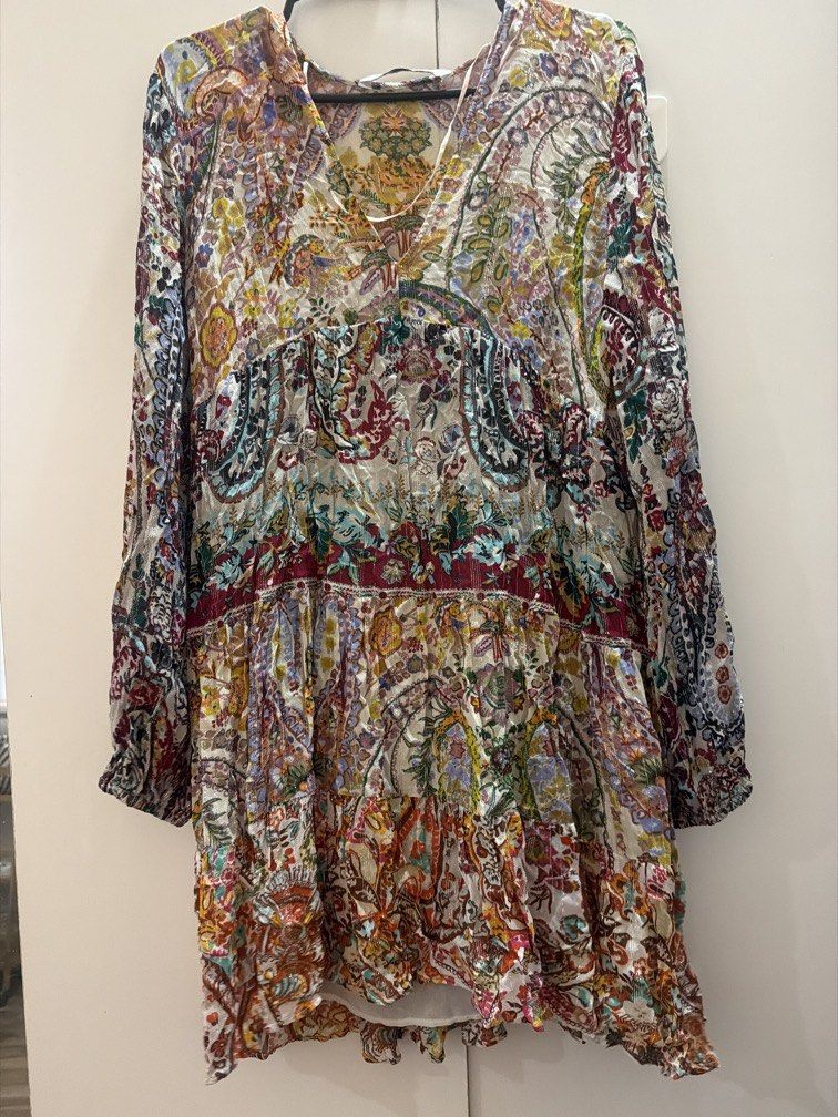Zara midi dress (Category: Dresses) located in Davao. Submitted by declutterbycenc (Listing ID 1461465937, Image 3). Description: Used once Fits small to semi medium Bust 31-33 Waist - 26-28.
