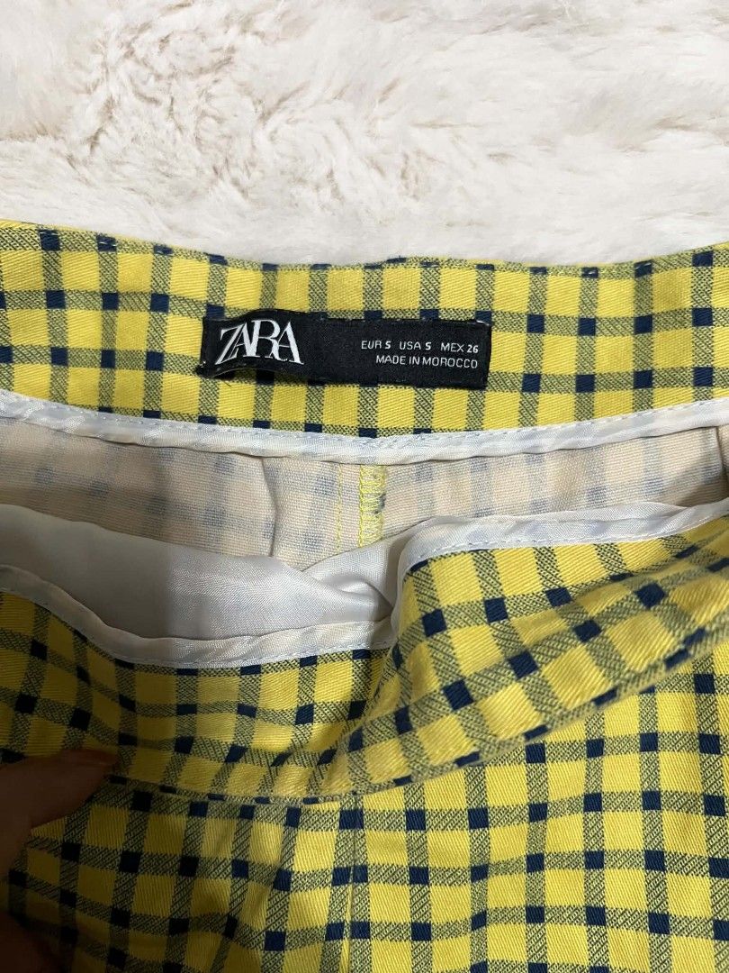 Zara yellow high waisted (Category: Shorts) located in Angeles City. Submitted by aiscanday (Listing ID 1461524512, Image 2). Description: small to medium.