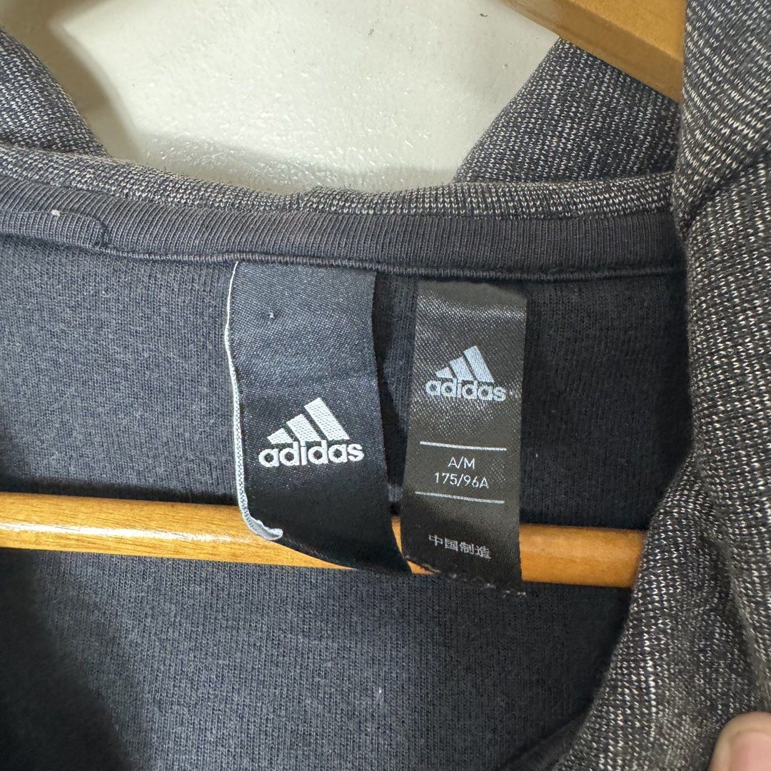 Zne adi hoodie (Category: Coats, Jackets and Outerwear) located in Davao. Submitted by cmbs141022 (Listing ID 1461561429, Image 3). Description: Adidas ZNE Zip Hoodie Size M Condition: 9/10 excellent ₱550.