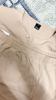 (Category: ) located in . Submitted by onepreloved_ (Listing ID 1461478370, Image 1). Description: .