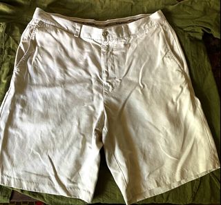 (Category: ) located in . Submitted by pointyspoon (Listing ID 1461610251, Image 1). Description: .