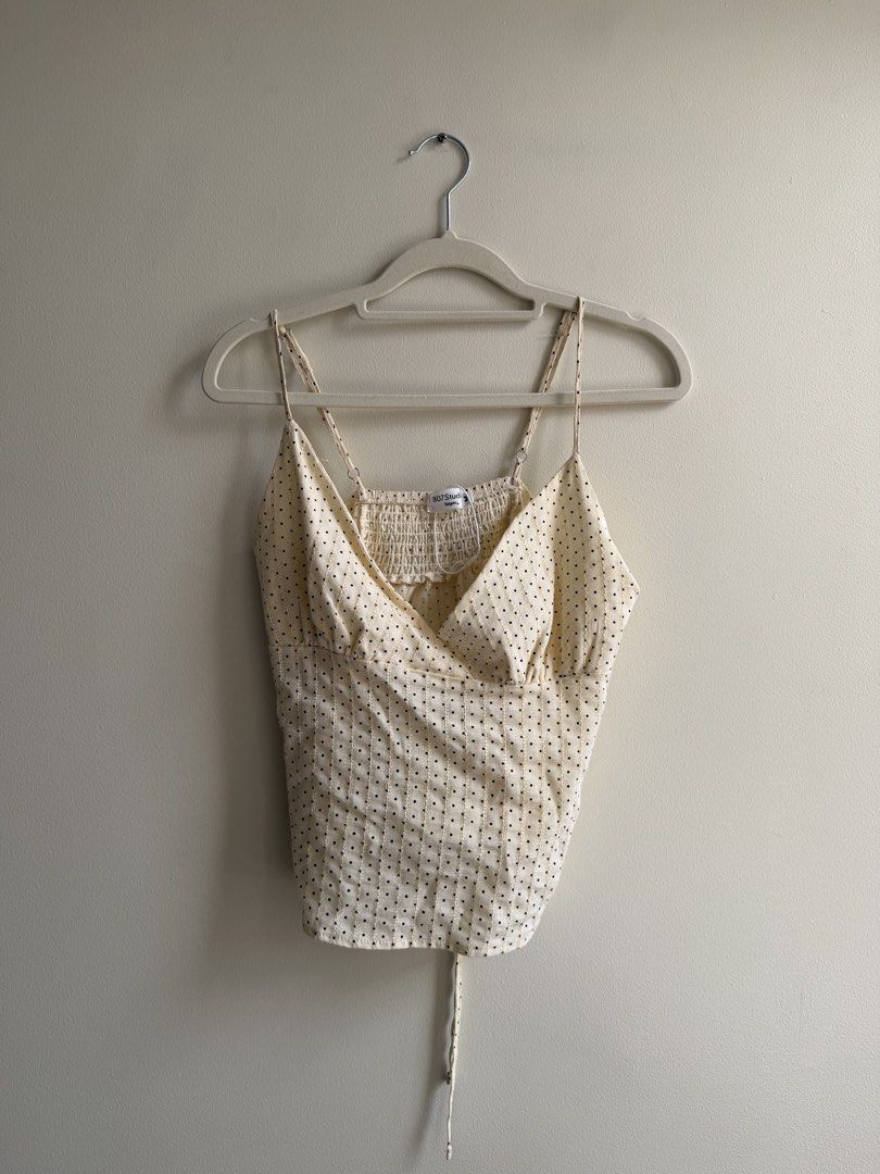 1807 Studio Saigon Polka Dot Smocked Cami Top (Category: Sleeveless) located in Makati City. Submitted by andy0019 (Listing ID 1461614264, Image 1). Description: bought in vietnam wrong size.