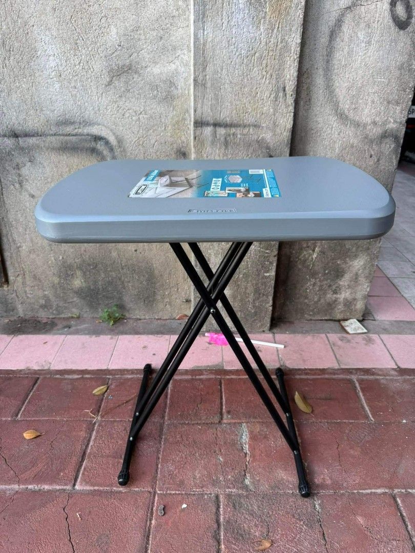 2ft lifetime table (Category: Tables & Sets) located in Manila. Submitted by dolorchris69891 (Listing ID 1461632791, Image 2). Description: 2ft lifetime table.