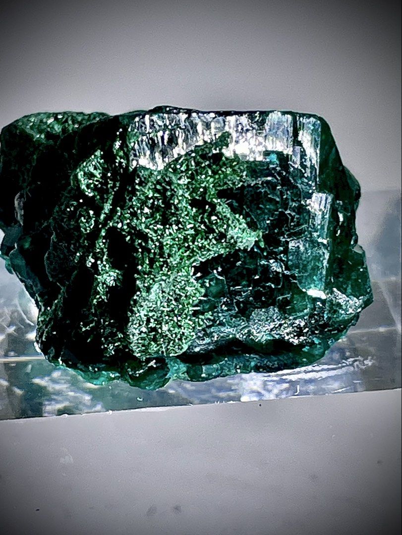 35g RARE! Gemmy Big Cube Dioptase from Congo 5k (Category: Other Home Decor) located in Las Pinas. Submitted by opalescent.crystals (Listing ID 1461578574, Image 2). Description: 35g Rare Gemmy Big Cube Dioptase from Congo 10k Loc: Las pinas .