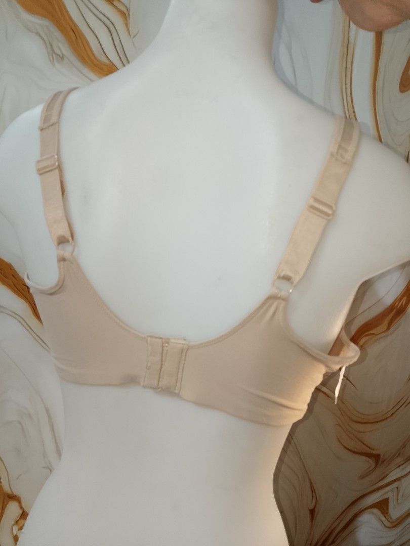 38dd bali Beige Lace Trim Full Coverage Bra super thin soft padding with underwire (Category: Undergarments & Loungewear) located in Manila. Submitted by truecrystal-1407 (Listing ID 1461595504, Image 3). Description: - Comfortable full coverage bra - Neutral beige shade - Delicate lace trim on band and cups - Adjustable straps for a custom fit - Back closure with multiple hooks - Perfect for everyday wear.