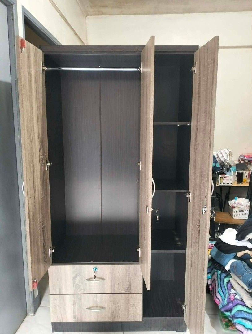 3 DOORS CABINET (Category: Shelves, Cabinets & Racks) located in Manila. Submitted by maricel_10dorado (Listing ID 1461696596, Image 2). Description: Brand new item On hand stock Free assembly Ready to deliver Accept Bulk orders Cash on delivery Pm for past transaction 639649452374.