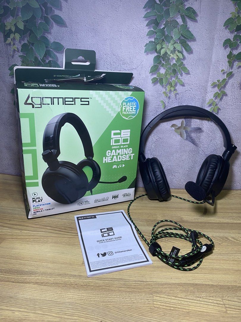 4Gamers CE100 Green/Black Gaming Headset (Category: Headphones & Headsets) located in Pasig City. Submitted by franchesckaonlineshop (Listing ID 1461596780, Image 1). Description: - Immerse yourself in clear audio with 40mm drivers. - Communicate seamlessly with the built-in microphone. - Easily adjust volume and mute with inline controls. - Simple plug-and-play setup for instant use. - Compatible with PlayStation, Nintendo Switch, mobile devices