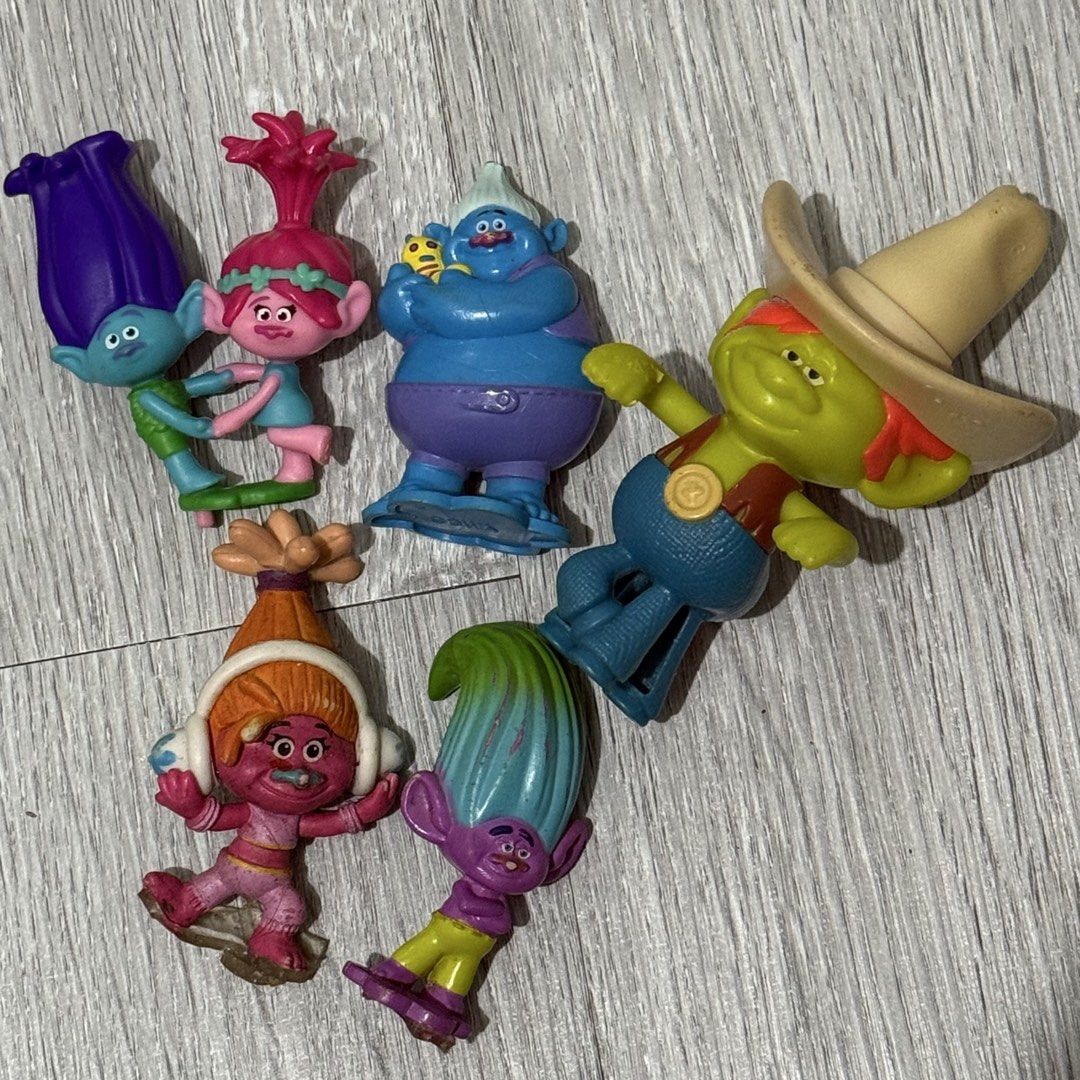 5pcs set Trollz Trolls Figure Toy (Category: Figurines & Statues) located in San Juan City. Submitted by lovegoeson (Listing ID 1461743346, Image 1). Description: .