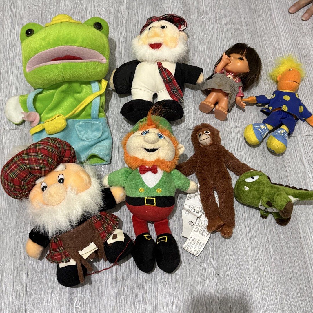 8pcs set Stuffed Plush Toy (Category: Plushies & Soft Toys) located in San Juan City. Submitted by lovegoeson (Listing ID 1461780919, Image 1). Description: .