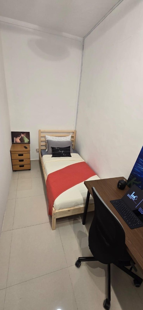 (Category: ) located in . Submitted by propertyoppa (Listing ID 1461788517, Image 1). Description: .