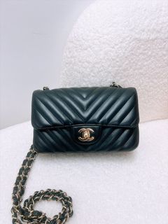 （分類：）位於 。 由 heras.luxury 提交（商品編號 1461748754，圖片 1）。簡介： 。