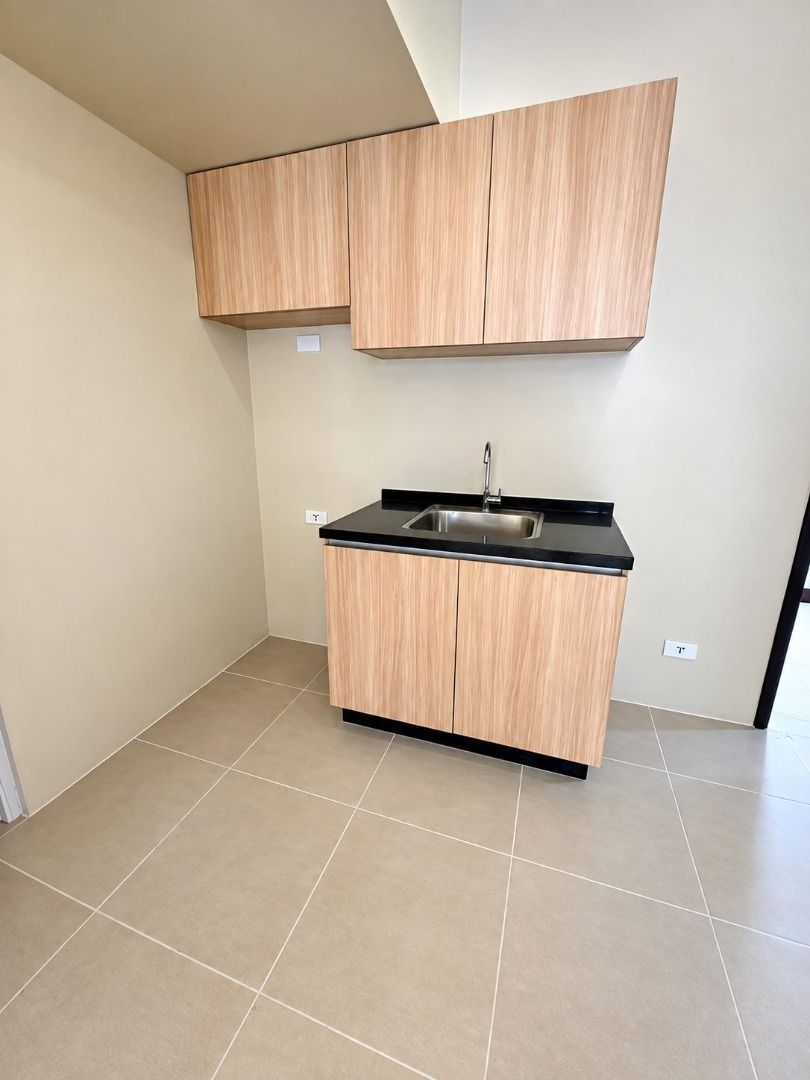 🏙️ FOR RENT – 3BR | AVIDA TURF, BGC (Category: Apartments & Condos) located in Taguig. Submitted by louie.catandijan (Listing ID 1461586690, Image 2). Description: 🏙️ FOR RENT – 3BR | AVIDA TURF, BGC ✨ Make this spacious 3-bedroom bare unit your own and enjoy convenient living in the heart of BGC! 🛏️ 3 Bedrooms 🚿 1 Bathroom 📐 56 sqm 🏠 Bare Unit 💰 ₱40,000/month 📍 Prime BGC Location ✔️ Near offices, malls, restaurants & cafés ✔️ Convenient 