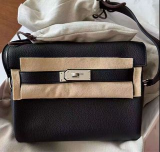 （分類：）位於 。 由 cchermesluxury 提交（商品編號 1461760312，圖片 1）。簡介： 。