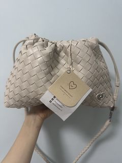 （分類：）位於 。 由 dfgxcv 提交（商品編號 1461736600，圖片 1）。簡介： 。
