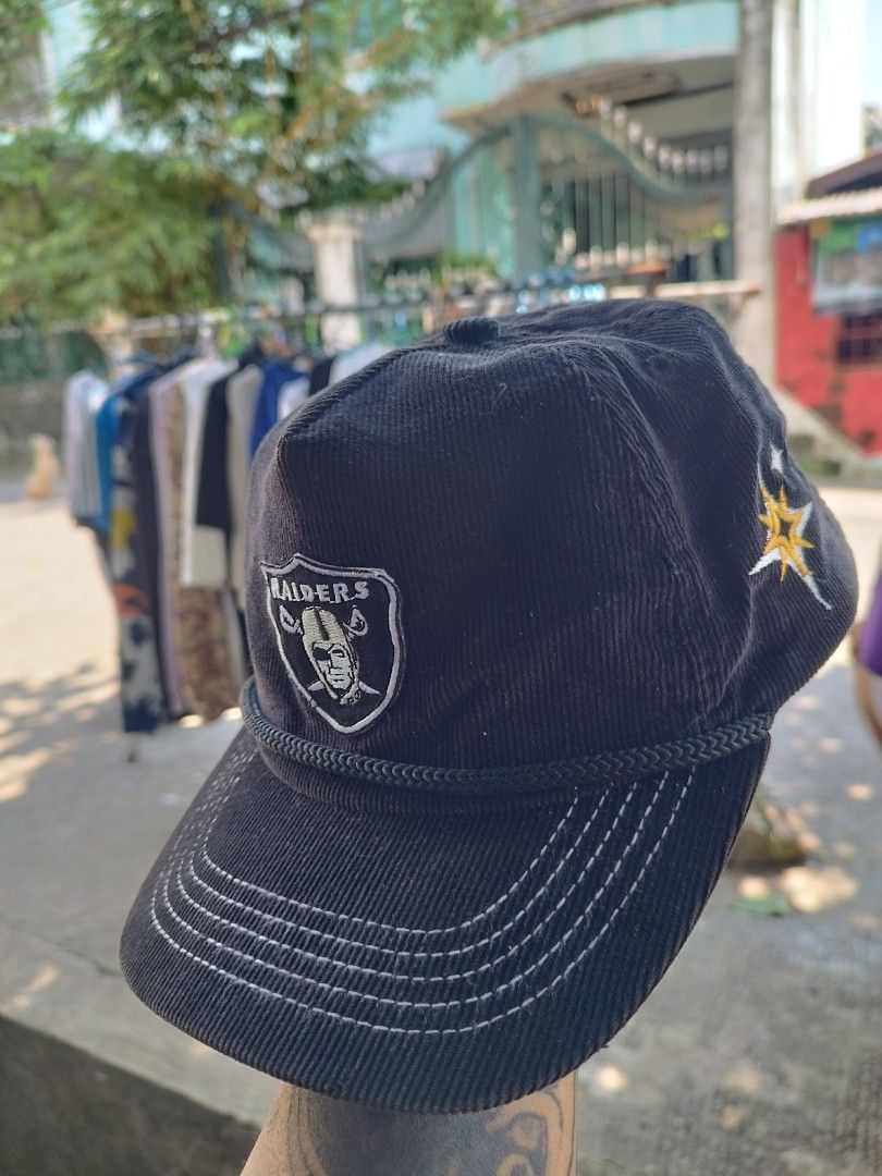 🌐 Authentic RAIDERS chords (Category: Caps & Hats) located in Dasmarinas. Submitted by azap.collections.archive (Listing ID 1461613867, Image 1). Description: .