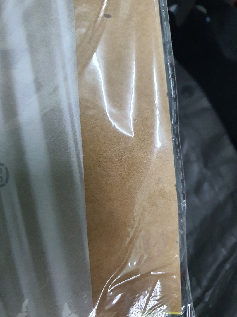 順豐滑鼠墊 SF EXPRESS MOUSE PAD （分類：電腦周邊產品）位於 Hong Kong。 由 o.m.a.shop 提交（商品編號 1461627712，圖片 3）。簡介： 順豐分換領，收到時已有瑕疵見圖2和3，介意勿拍，感激不盡。 **可於東鐵線太和站或屯馬線大水坑站交收。。