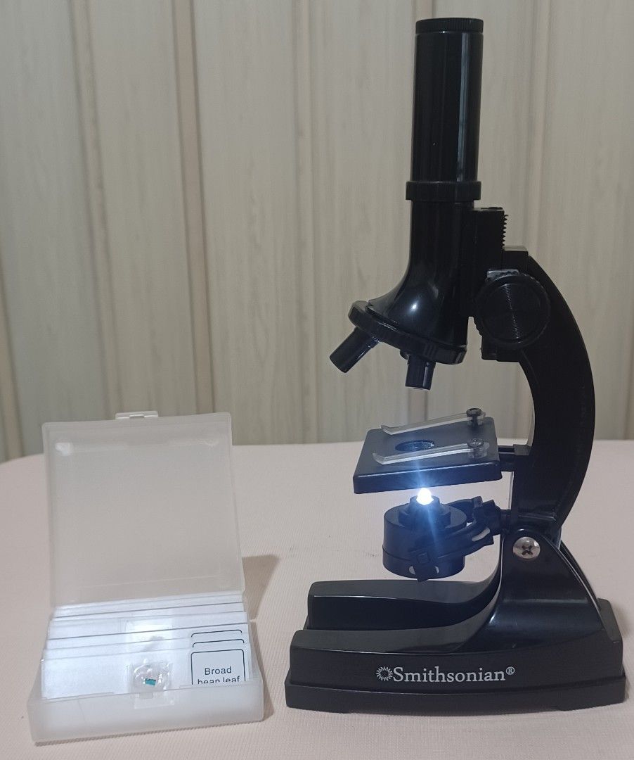 🔬 SMITHSONIAN Kids Microscope Set — Complete with Prepared Slides! (Category: Educational & Learning Toys) located in Quezon City. Submitted by wjmae (Listing ID 1461611545, Image 2). Description: ✨ Product Details - Brand: Smithsonian 🇺🇸 — trusted educational institution ​ - Model: B24022N — made by NSI International ​ - Type: Beginner / Student microscope — perfect for home & school ​ - Magnification: Multiple settings (100x–400x typical for