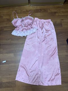 (Category: ) located in . Submitted by lilynguyen7 (Listing ID 1461724524, Image 1). Description: .