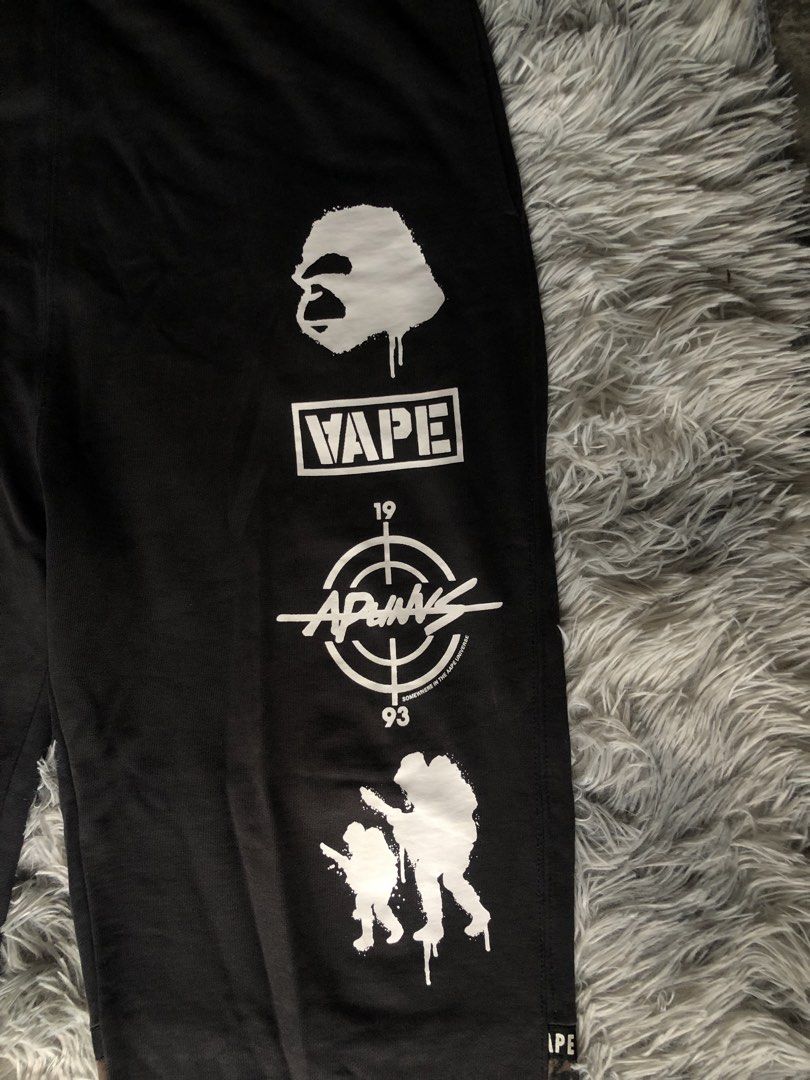 Aape Universe Sweatpants (Category: Joggers) located in Bacoor. Submitted by thrift2dy (Listing ID 1461774502, Image 3). Description: Dimes : Width 18 Length 40 ⚫️ No Issue ⚫️Best Fit large to xl ⚫️Xl On Tag ₱1300💵 PM FOR MORE DETAILS!.