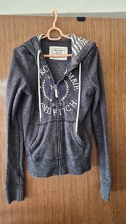 (Category: ) located in . Submitted by vivnnn (Listing ID 1461610618, Image 1). Description: .