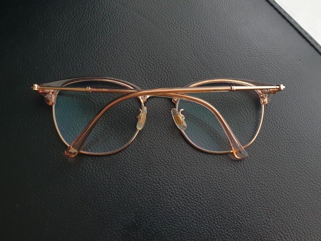 Acropolis Eyeglass Frame (Category: Sunglasses & Eyewear) located in Quezon City. Submitted by WasalakTwo (Listing ID 1461742968, Image 2). Description: Bought in Korea Durable and high quality Goodcondition Clean and presentable Lens are graded, but replaceable Open for delivery nationwide Front Width 14cm Front Height 4.5cm.