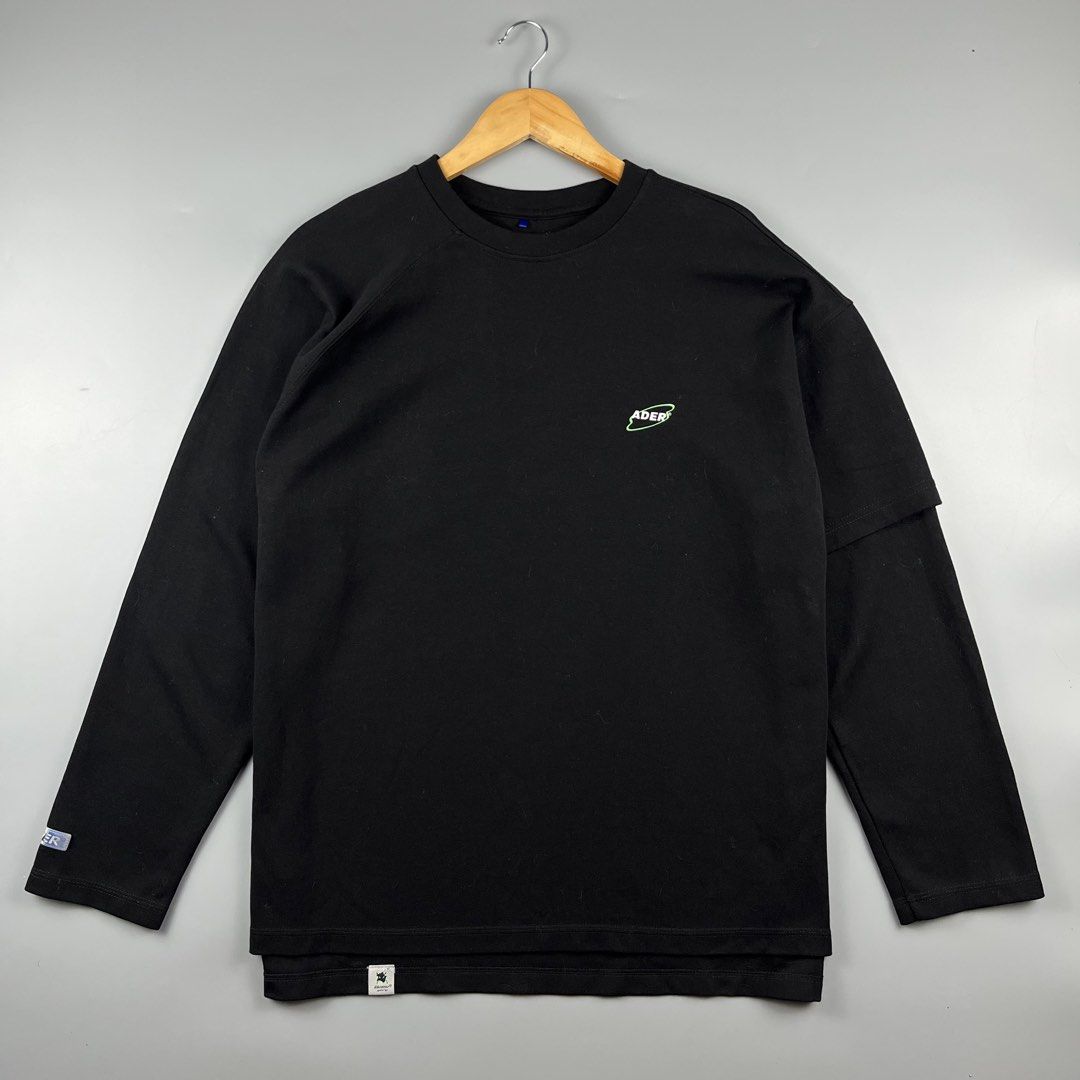 Ader Error Cosmos Logo Long Sleeves Tee (Category: Activewear) located in Los Banos. Submitted by 4030.archives. (Listing ID 1461772288, Image 3). Description: Ader Error Cosmos Logo Long Sleeves Tee 1000 Pesos Size A1 Length : 28-29 inches Width : 24 inches Good as new.