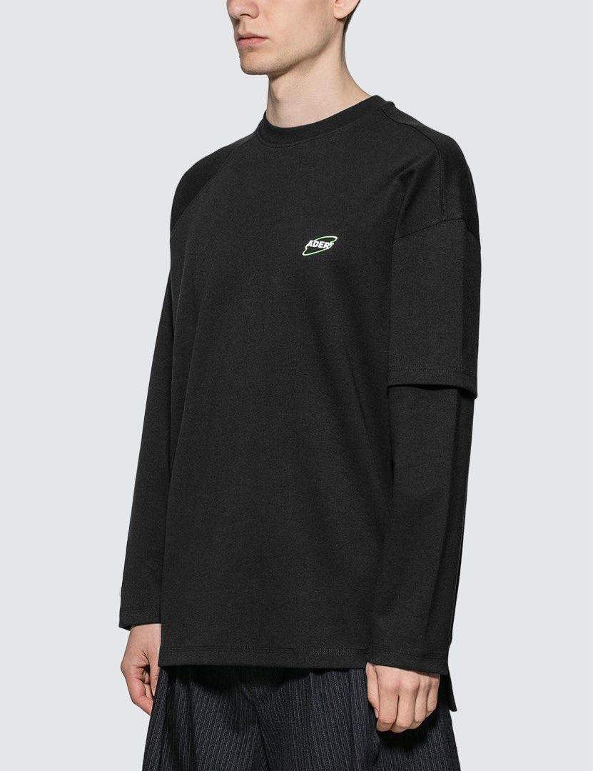 Ader Error Cosmos Logo Long Sleeves Tee (Category: Activewear) located in Los Banos. Submitted by 4030.archives. (Listing ID 1461772288, Image 2). Description: Ader Error Cosmos Logo Long Sleeves Tee 1000 Pesos Size A1 Length : 28-29 inches Width : 24 inches Good as new.