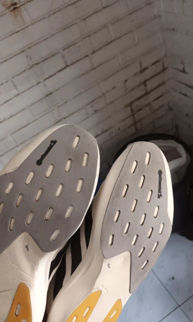 ADI ZERO (Category: Shoe inserts & accessories) located in Caloocan City. Submitted by paulchristian_rewear.05 (Listing ID 1461763031, Image 2). Description: check the photos for details.