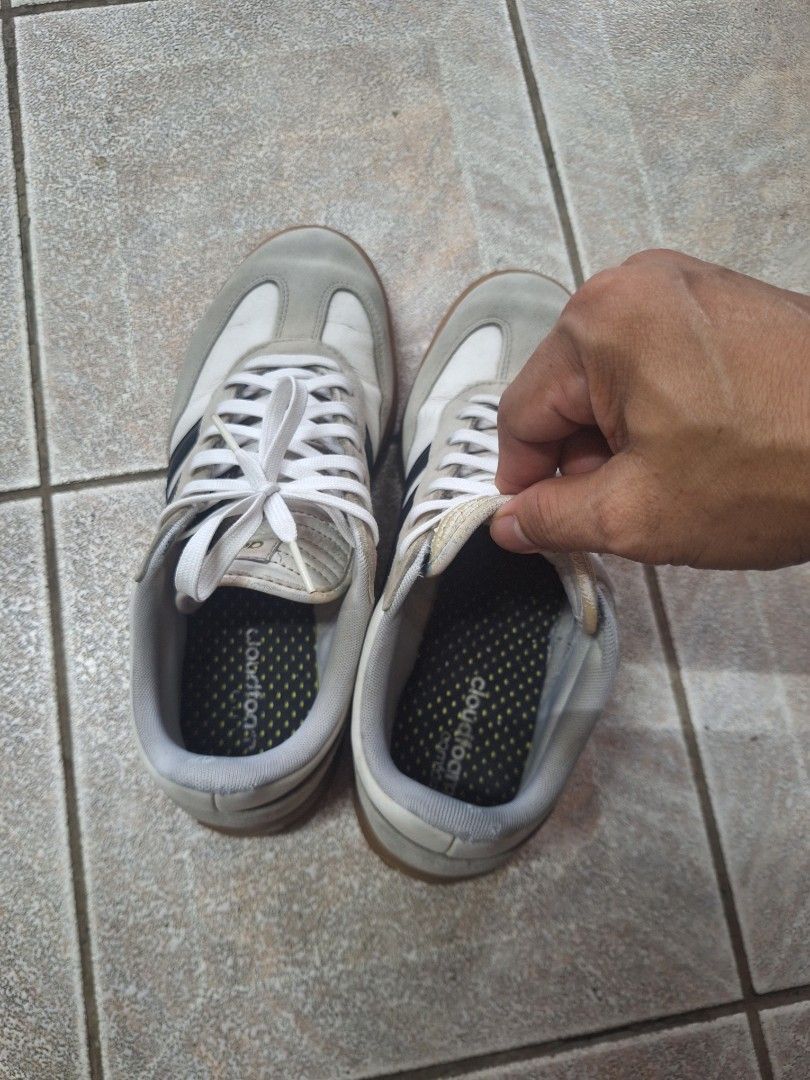adidas (Category: Casual Shoes) located in Guagua. Submitted by leonicnesa (Listing ID 1461701583, Image 3). Description: pang work2.