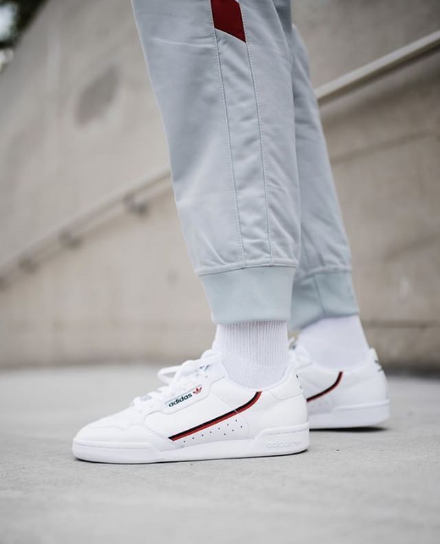 adidas Continental 80 Cloud White Size 8, 9, and 10 (Category: Casual Shoes) located in Manila. Submitted by nikkoe (Listing ID 1461571244, Image 2). Description: Authentic Brand new Complete with box and tags Available sizes: US 8 US 9 US 10 Meetups in BGC or shipping via LBC .