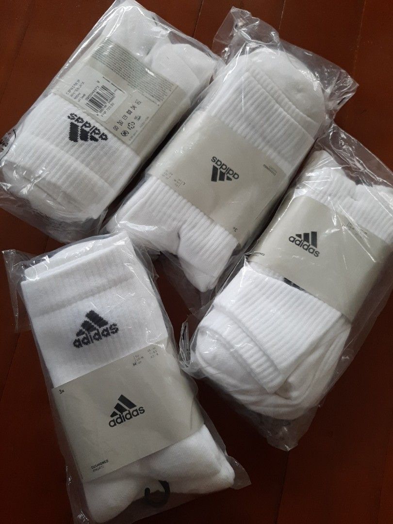 Adidas Basketball Crew Socks (Category: Socks) located in Binan City. Submitted by pauled (Listing ID 1461580009, Image 2). Description: Available - Adidas crew cut socks - Original & Brand New - 3 pairs per pack - Available Size Med, Large, XL - Features the classic Adidas logo - Ideal for everyday wear and sports activities - Great value bundle deal! P 700 (SRP) ❌ P 495 only ✅ Binan, Laguna.