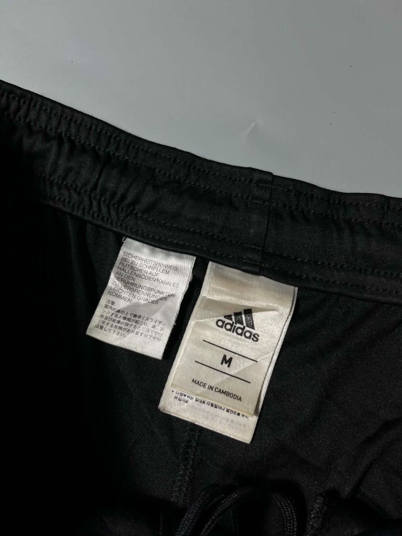 ADIDAS DRI FIT (Category: Shorts) located in General Santos City (Dadiangas). Submitted by arjay_genita (Listing ID 1461671419, Image 3). Description: ‼️Size 30-34 L17 ‼️Excellent to new condition ‼️Color rate 9.8/10 ‼️No issue.