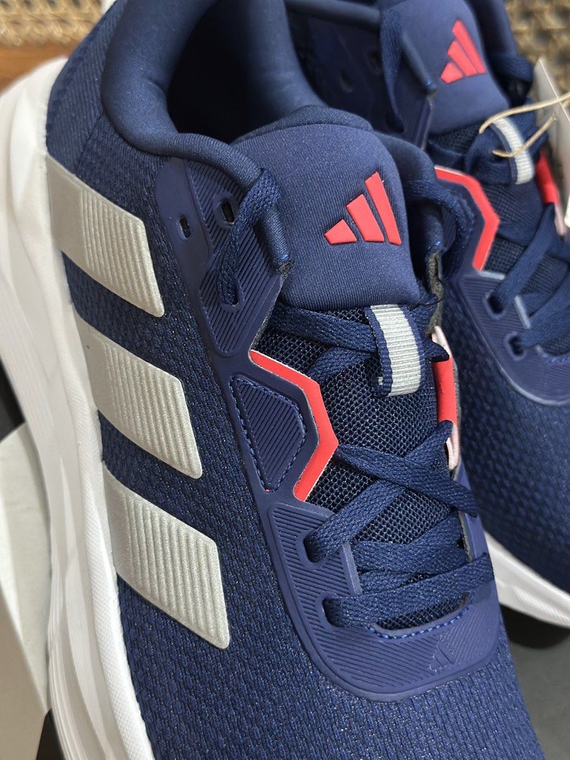 Adidas Galaxy 7 Running Shoes (Category: Sneakers) located in San Rafael. Submitted by davemoya453442 (Listing ID 1461729347, Image 2). Description: Galaxy 7 Running shoes 100% Original pair✅ Size 10 US Complete with box Super comfortable .