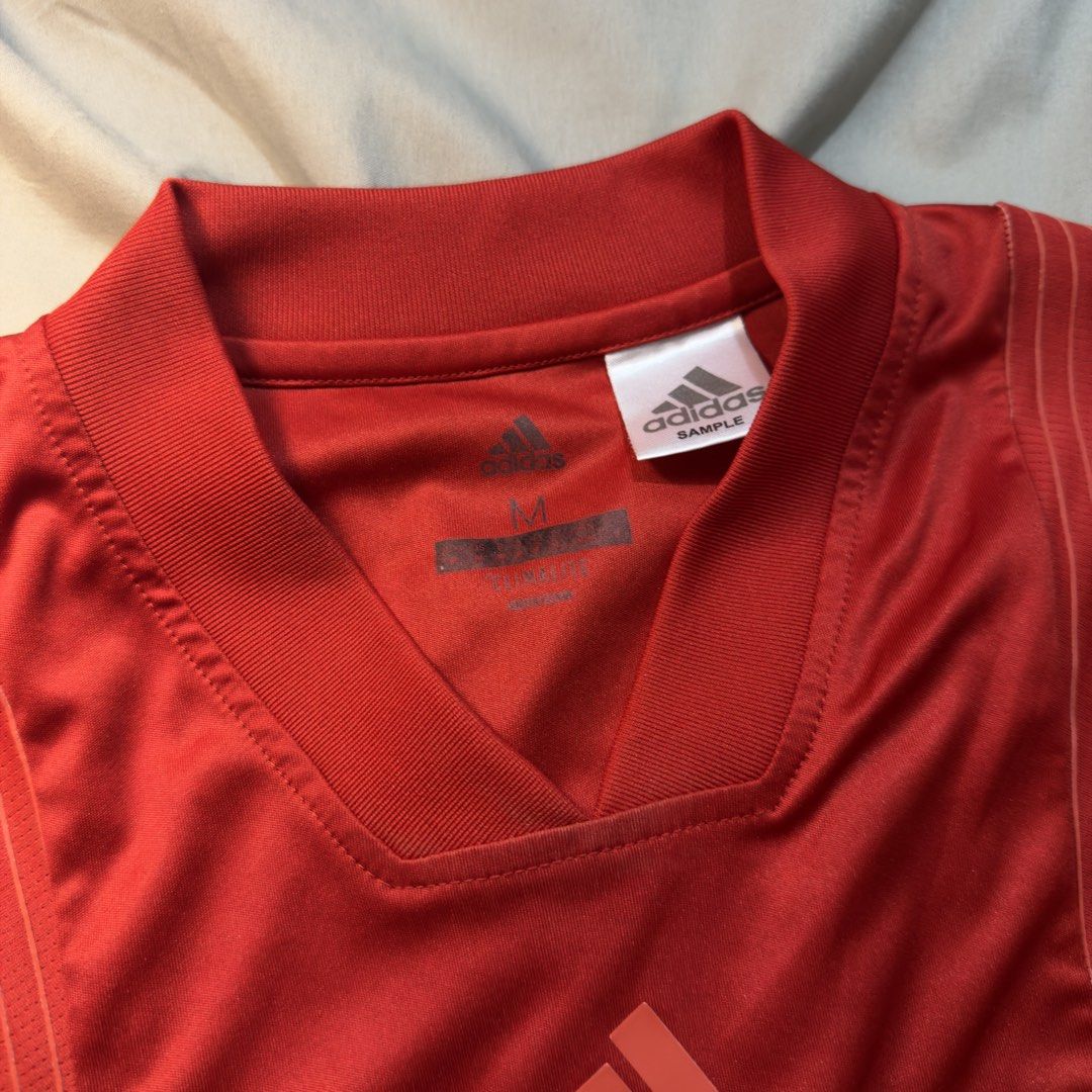 Adidas Real Madrid Sample Soccer Jersey Size M (Category: Activewear) located in Manila. Submitted by jxuerae (Listing ID 1461682929, Image 2). Description: - Authentic Adidas Real Madrid sample soccer jersey 21x30 M on tag Very solid details good as new condition Color may vary due to lighting. Preloved and there may be signs of usage so please manage your expectations. Via J&T, Lalamove, Pick up, Lbc..