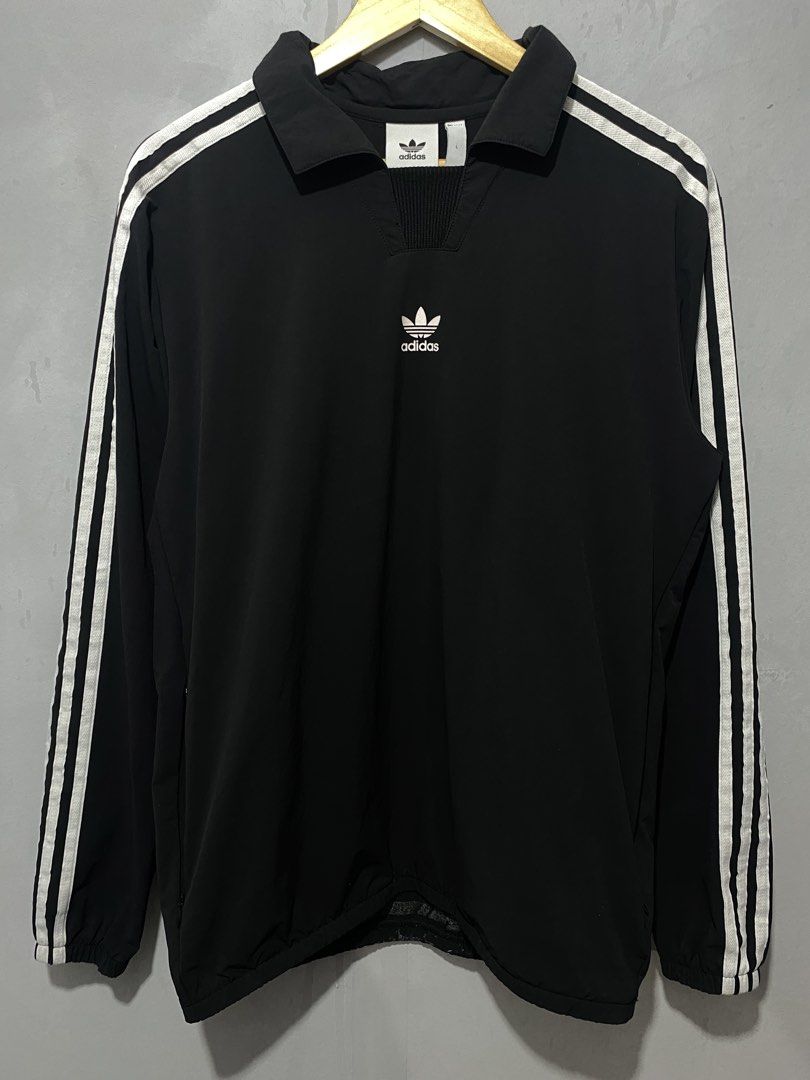 Adidas Stripes (Category: Coats, Jackets and Outerwear) located in Davao. Submitted by jsthr1ft (Listing ID 1461645227, Image 1). Description: Adidas Stripes Size Large On Tag Dimensions: 21 Width 27 Length Excellent Condition No Issue.