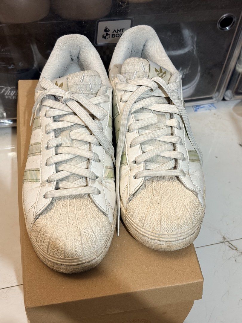 Adidas Superstar (Category: Sneakers) located in Manila. Submitted by finderskeepersmnl_092026 (Listing ID 1461741482, Image 2). Description: .