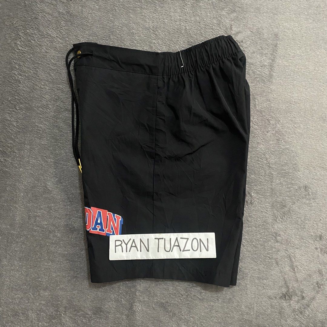 Air Jordan Woven Shorts (Category: Shorts) located in Lubao. Submitted by thriftlangph (Listing ID 1461761637, Image 3). Description: 🏷️P999 Air Jordan Woven Shorts 26 to 32W x 18.5L 12 leg opening 9.8/10 color rate Excellent No issue.