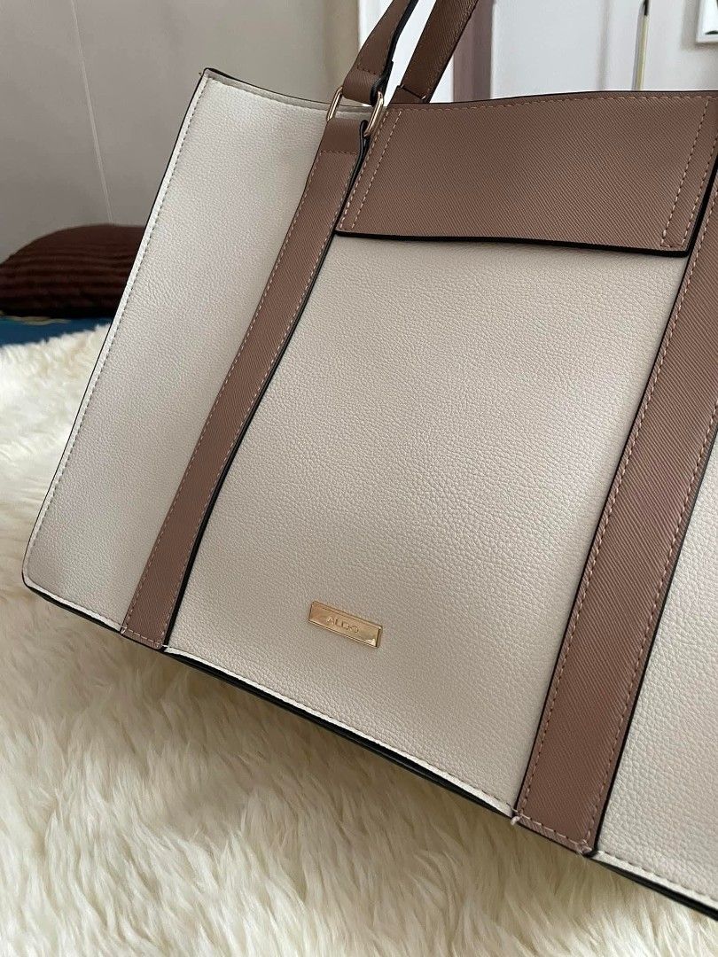 Aldo bag (Category: Luxury Bags & Wallets) located in Naga. Submitted by jea1991 (Listing ID 1461581083, Image 3). Description: .