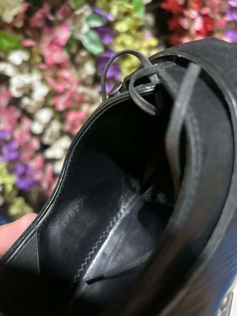 Alexander McQueen Black Leather Monk Strap Shoes (Category: Dress Shoes) located in Manila. Submitted by robrob1 (Listing ID 1461794309, Image 3). Description: - Brand: Alexander McQueen (designer shoes) - Color: Black - Material: Leather - Style: Monk Strap with Buckle Closure - Closure: Lace-up front - Sole: Leather with embossed brand name - Size: 41 (8.5-9) - Condition: Some wear on soles and insoles - Versatility: Great for dressing up or do