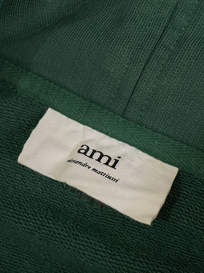 AMI HOODIE (Category: Luxury Apparel) located in Makati City. Submitted by gustavoo28 (Listing ID 1461634462, Image 2). Description: Authentic/Legit No issue 10/10 Color rate 21.5”Width 26.5” Length Excellent like new condition .