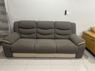 (Category: ) located in . Submitted by ikhwanuia299 (Listing ID 1461609976, Image 1). Description: .