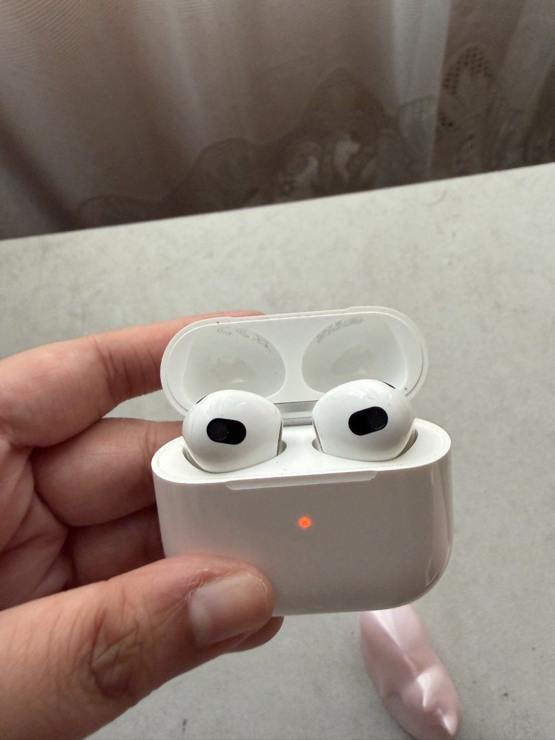 Apple AirPods (3rd generation) (Category: Earphones) located in Manila. Submitted by babycherub (Listing ID 1461718282, Image 2). Description: - Apple AirPods (3rd Generation) - Not inclusive of box (Lost it and cant find it anymore) - Color: White - Includes both AirPods and the charging case - Still in good working condition - Price slightly negotiable - Payment first before shipping or I can also do meet up (within Rizal, Pasig, BGC, Makati ar
