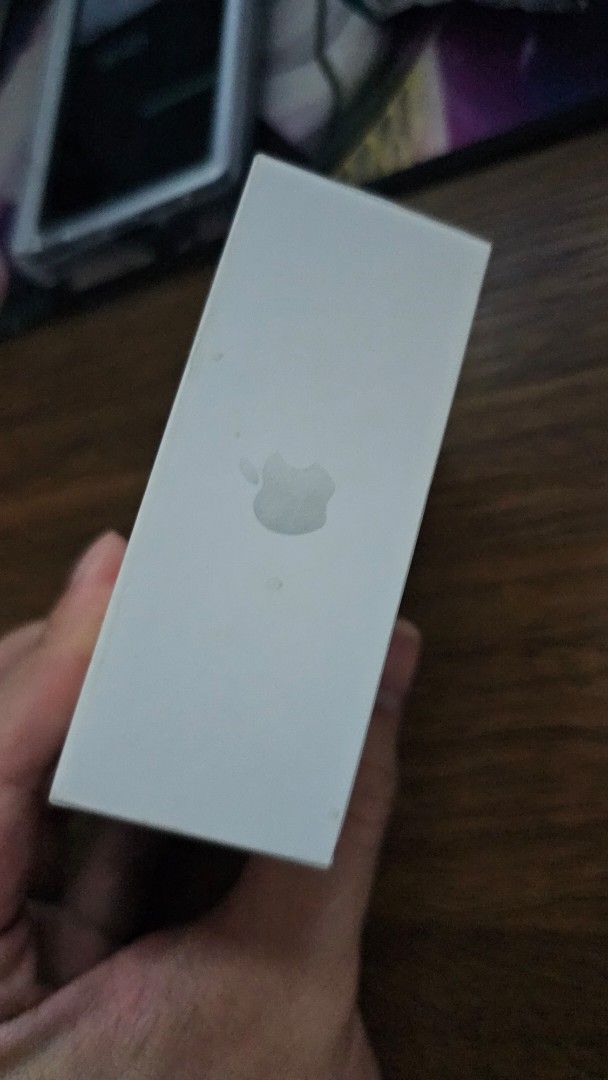Apple AirPods 4th Gen - Sealed Box (Category: Earphones) located in Mandaluyong City. Submitted by khurtt (Listing ID 1461735046, Image 2). Description: For Sale!!! Apple Airpods 4th Gen Brandnew Srp is 8,490.00 selling it for 5,000.