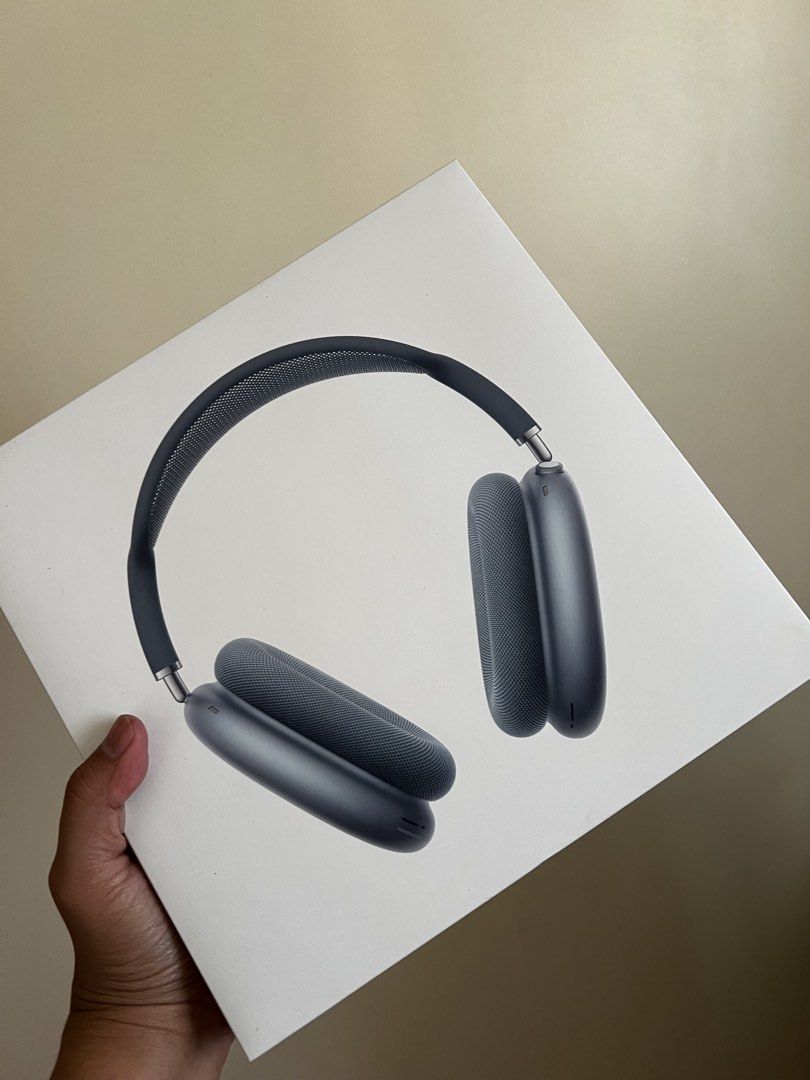 Apple AirPods Max V2 Blue | Pristine | ₱25k (Category: Headphones & Headsets) located in Marikina City. Submitted by mckey87 (Listing ID 1461656387, Image 1). Description: Apple AirPods Max V2 Blue | Pristine | ₱23.5k Selling my Apple AirPods Max V2 in Blue 💙 Bought brand new for ₱34,000 in April 2026 and selling now for only ₱25k ✨ PRISTINE CONDITION Only used during my US travels. Barely used since then and has been carefully stored. Details: 