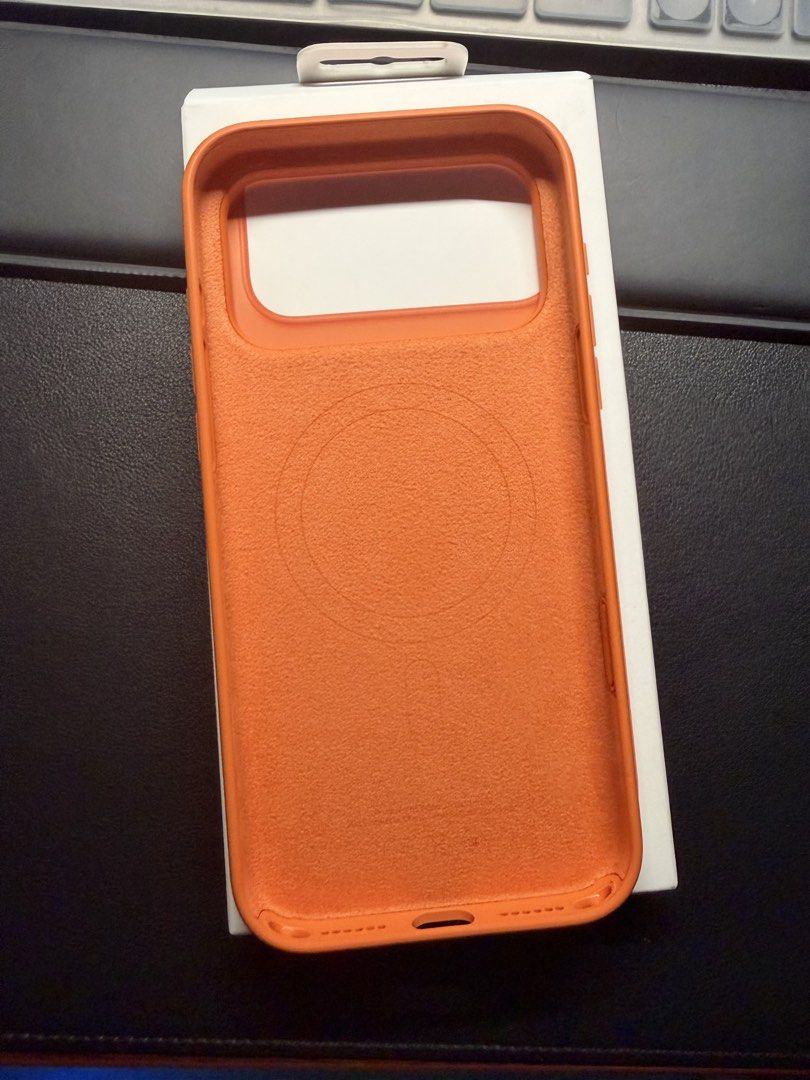 Apple Silicone Case Orange - iPhone 17 Pro Max (Category: Cases & Sleeves) located in Las Pinas. Submitted by thedonk666 (Listing ID 1461619797, Image 3). Description: SRP 3,390 Selling for 2.5k Used but almost new condition Complete with OG box. Bought in JP Open for trades to Caudabe or Techwoven.