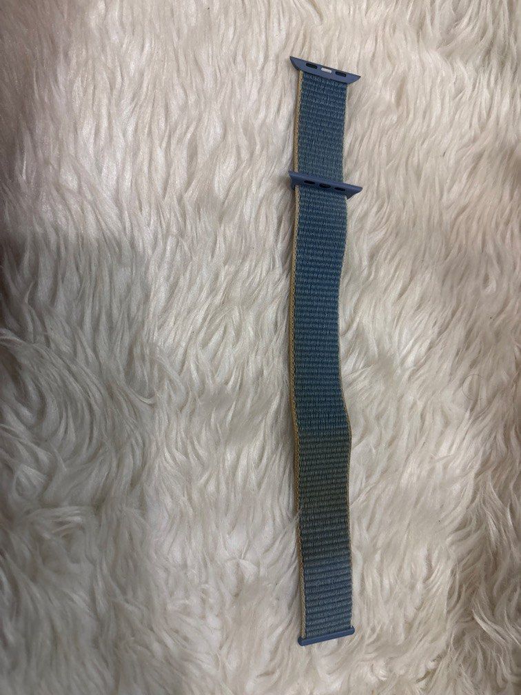 Apple watch bracelet band (Category: Bracelets) located in Manila. Submitted by vintageaccessories (Listing ID 1461565581, Image 1). Description: .