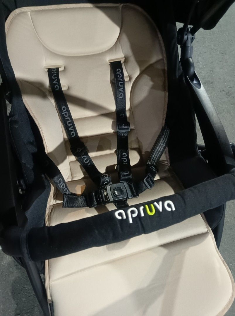 Apruva Reversible Stroller (Category: Strollers) located in Manila. Submitted by babystuffshop (Listing ID 1461692557, Image 2). Description: ✨ Preloved Apruva Keiryo Stroller✨ GOOD AS NEW NO ISSUE Ganda pa nitoo ACTUAL PIC POSTED 😍 🤍Super lightweight 4.6kg only 🤍Travel friendly 🤍All good working condition 🤍Easy to maneuver mga wheels 🤍Reversible handle ( nahaharap ) 🤍Nahihiga nauupo 🤍Newborn up to toddler 🤍5-point safety harness 🤍One-c