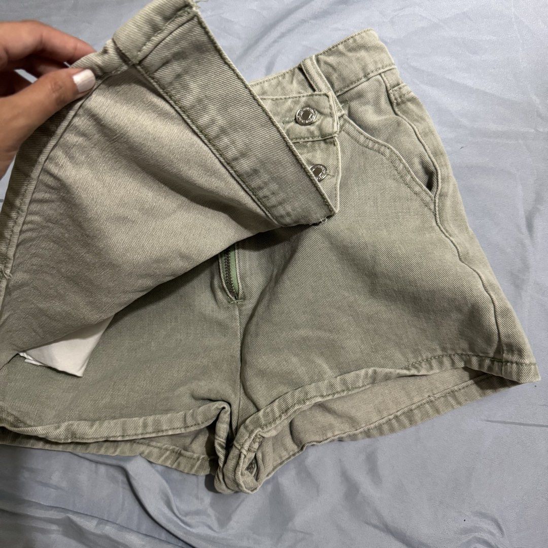 Army Green Denim Skort (Category: Skirts) located in Cagayan de Oro. Submitted by kheyx (Listing ID 1461606975, Image 2). Description: 23-24 - Closure: Button and zip - Pockets: Two front, two back - Fabric: 87% cotton.