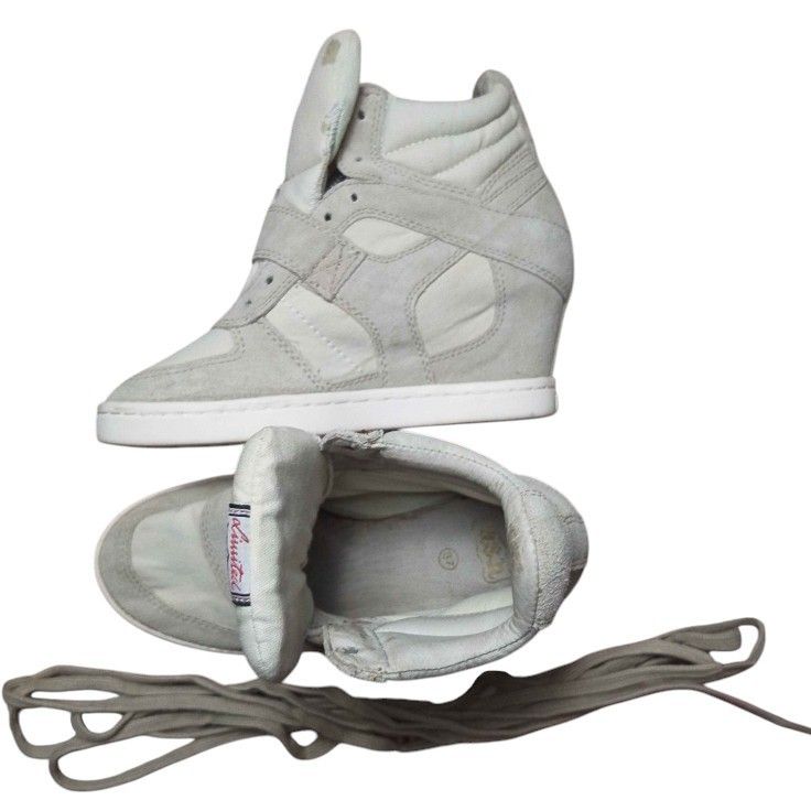 Ash bowie wedge (Category: Wedges) located in Abucay. Submitted by gentle_thriftworld (Listing ID 1461653056, Image 2). Description: Ash bowie wedge sneaker Size: 37 on tag actual size: 35.5-36/22cm - Good condition - Lightly used - rust and minor stains.