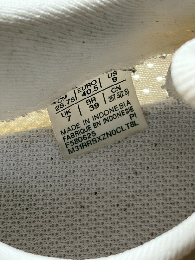 ASICS Sonicblast (Category: Sneakers) located in Quezon City. Submitted by samanthanvt (Listing ID 1461645519, Image 3). Description: FOR SALE: ASICS Sonicblast • Size: US 9 Women (see last pic for more details) • Used for approximately 84 km • Clean and in good condition • No defects • No original box or receipt • Helped me achieve my sub-30 5K PR • Selling because I realized the shoe is not the right fit for me • Great for runners looking for a